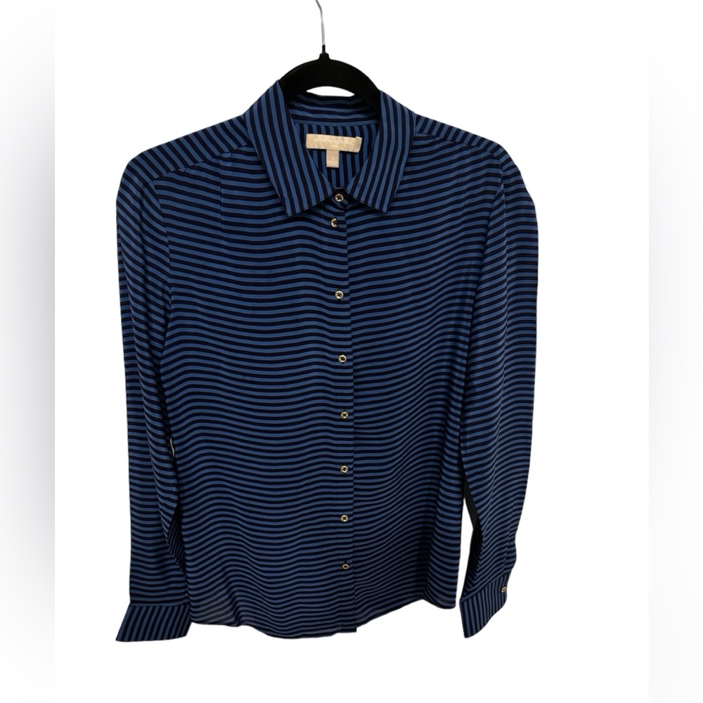 100% Silk blouse with gold buttons